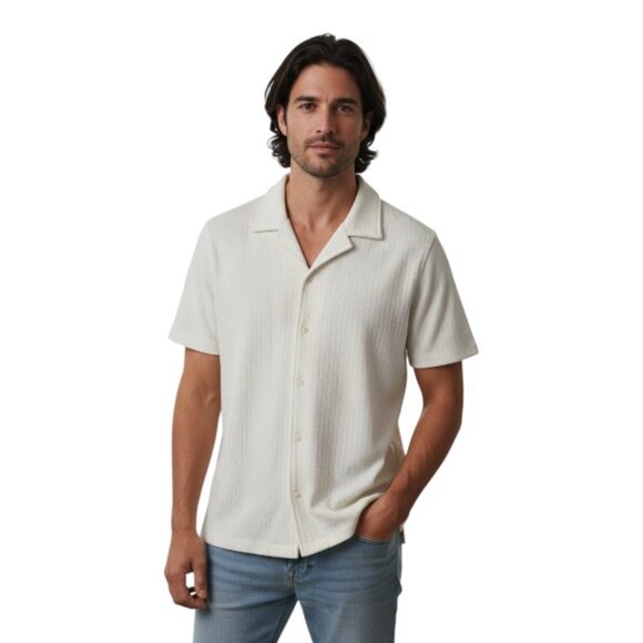 GUESS MEN'S SHORT SLEEVE TEXTURED BUTTON UP SHIRT IVORY CREAM - Picture 1 of 7